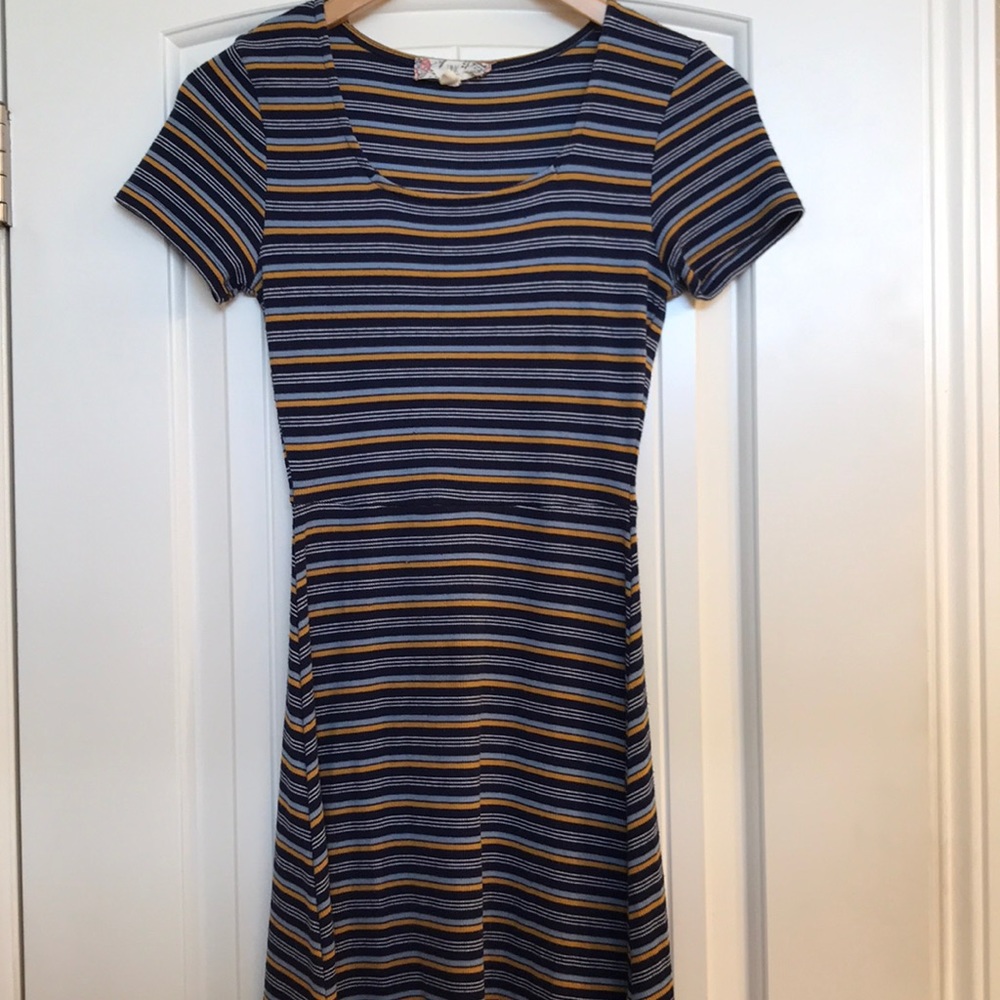 Women’s Pink Rose size small dress